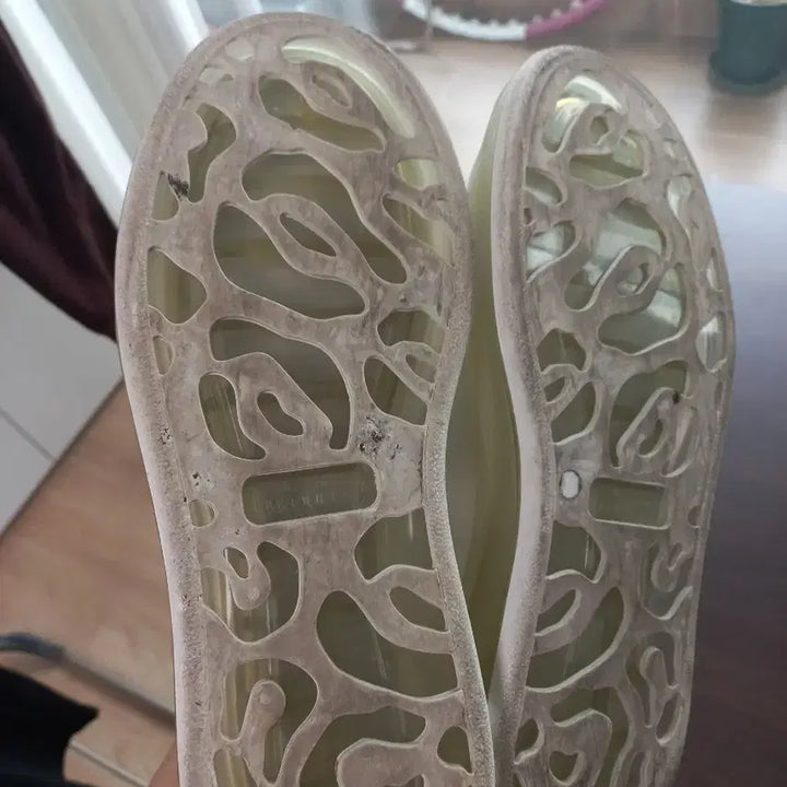 [BUNJANG] Alexander McQueen Oversized Sneakers White / 알렉산더맥퀸 오버솔 스니커즈 화이트