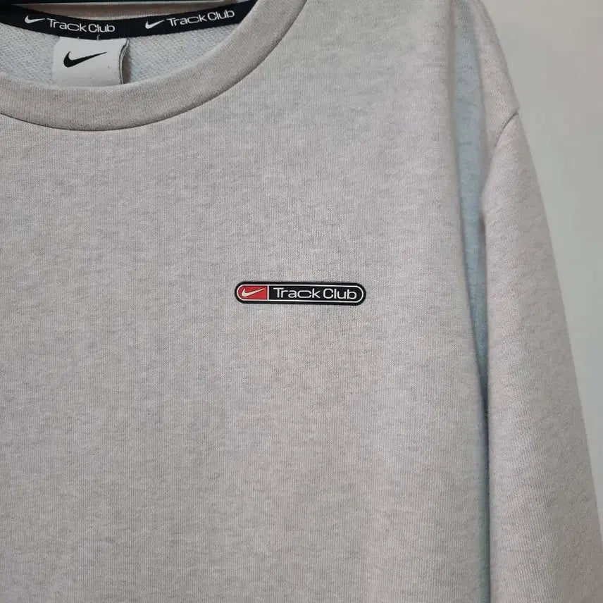 [BUNJANG] Nike Track Club Sweatshirt / 나이키 트랙클럽 맨투맨