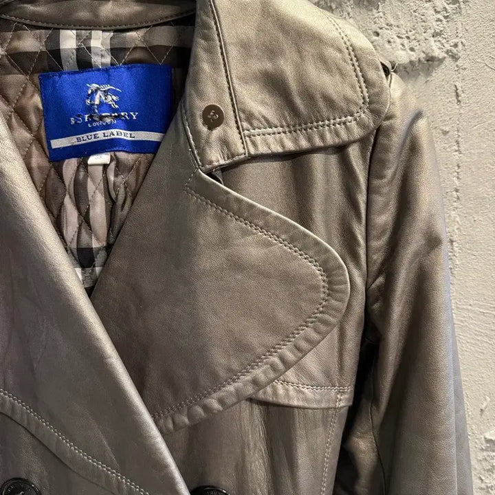 [BUNJANG] Burberry Lambskin Double Trench Coat / 55 버버리 BURBERRY 양가죽 더블 트렌치코트 올리브그레이
