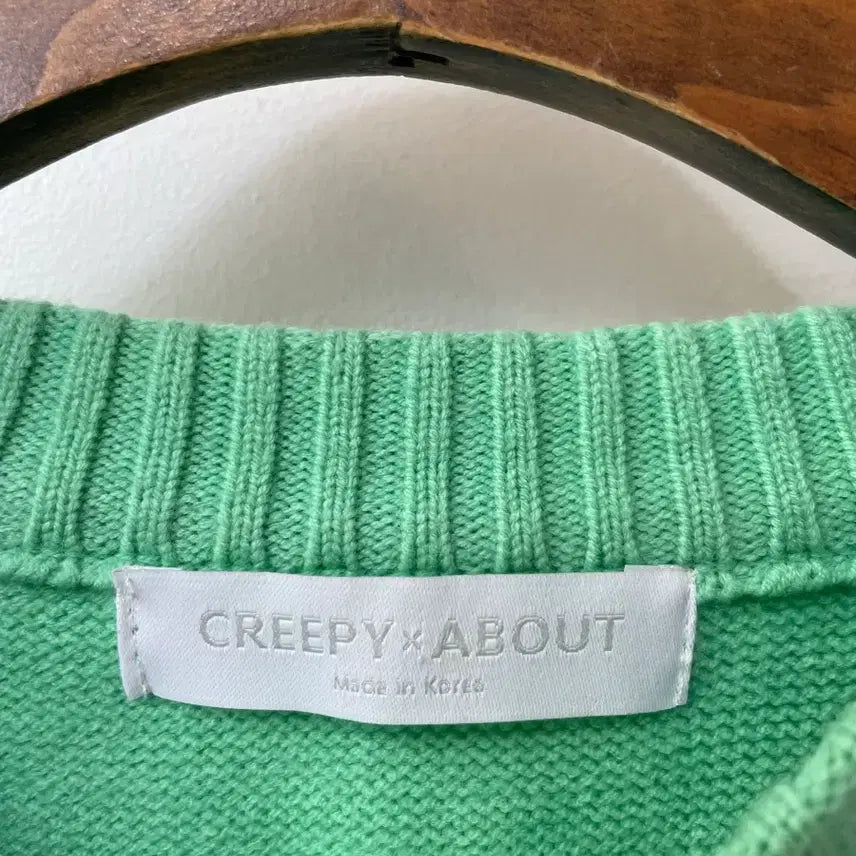 [BUNJANG] Creepier About Mint Gravity Design Knit Sweater / 크리피어바웃 민트 그래비티디자인 니트