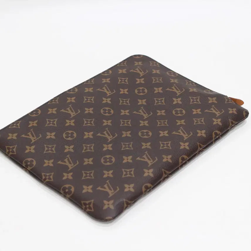 [BUNJANG] Louis Vuitton Etui Voyage MM Clutch / 루이비통 에튀보야주 MM