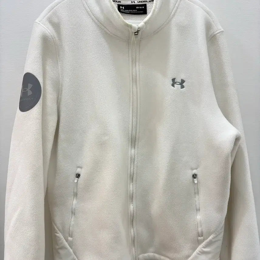 [SOLD OUT] 언더아머 화이트 플리스 자켓 L