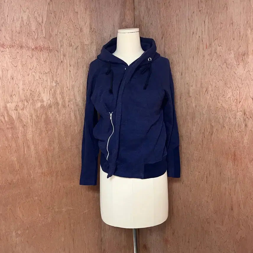 [BUNJANG] Toga Pulla Asymmetric Zip Hoodie / 토가 풀라 언밸런스 지퍼 후디