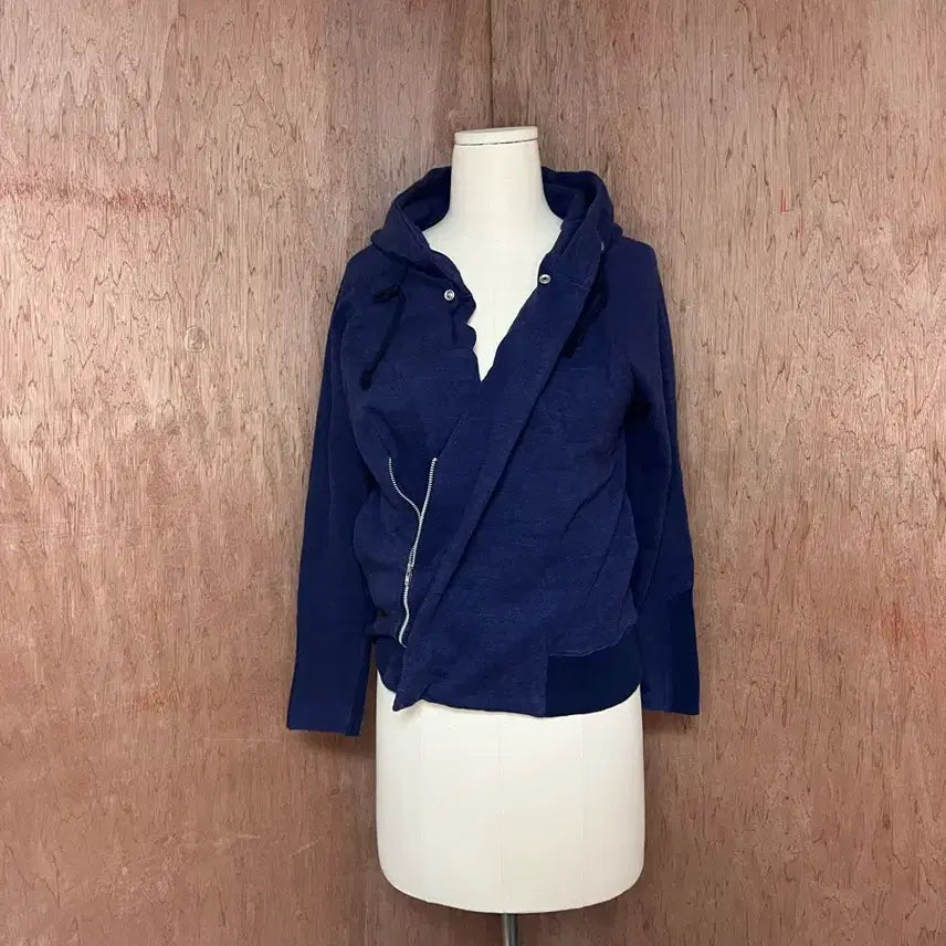 [BUNJANG] Toga Pulla Asymmetric Zip Hoodie / 토가 풀라 언밸런스 지퍼 후디