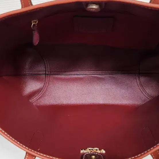 [BUNJANG] Coach x Peanuts Snoopy City Shoulder Bag / 코치 피너츠 콜라보 숄더백  미사용 새제품