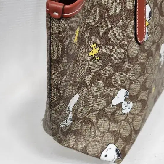 [BUNJANG] Coach x Peanuts Snoopy City Shoulder Bag / 코치 피너츠 콜라보 숄더백  미사용 새제품