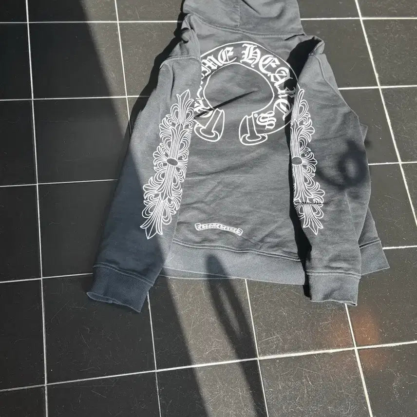 [BUNJANG] Chrome Hearts Horseshoe Floral Hooded Zip-Up / 크롬하츠 홀스슈 플로랄 후드집업