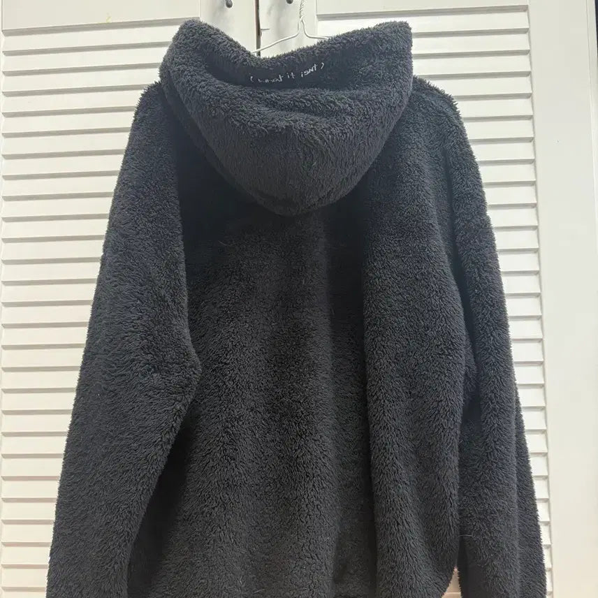 [SOLD OUT] 와릿이즌 검정색 후리스