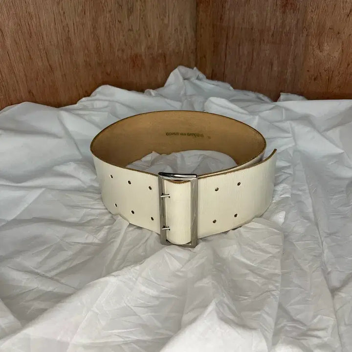 [BUNJANG] Comme des Garçons Wide White Leather Waist Belt / 꼼데가르송 와이드 화이트 레더 웨이스트 벨트