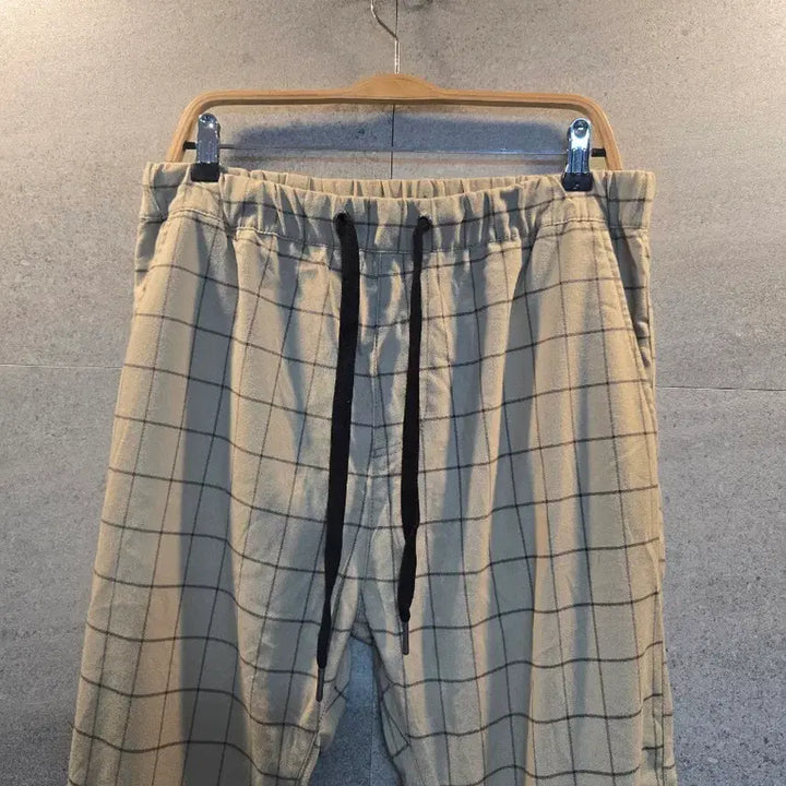 [BUNJANG] DRAKE Checkered Jogger Pants / DRAKE 체크 조거팬츠. 미착.