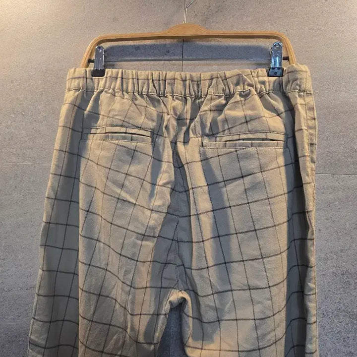 [BUNJANG] DRAKE Checkered Jogger Pants / DRAKE 체크 조거팬츠. 미착.