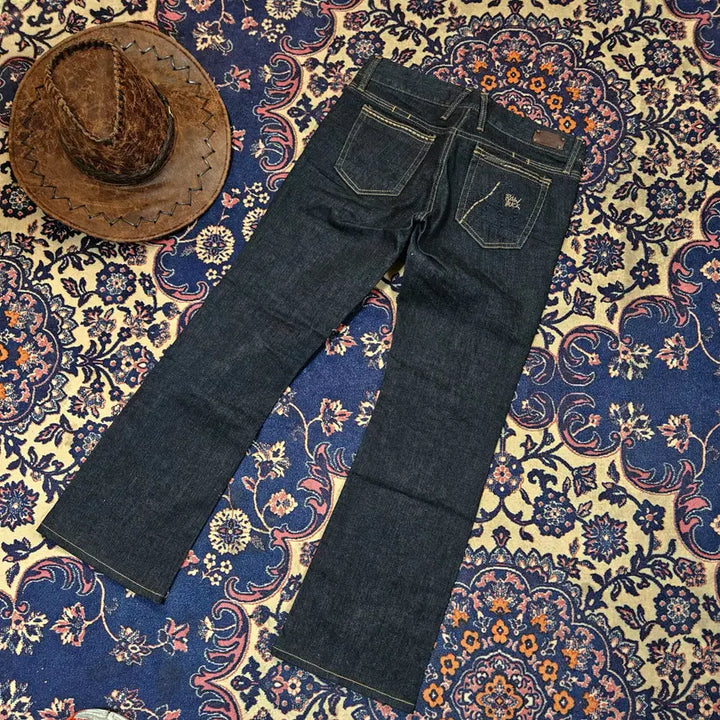 [BUNJANG] Buck by Buckaroo Pocket Stitch Bootcut Denim Pants / Raw Buck by 버커루 포켓 스티치 부츠컷 데님 팬츠 (31~32)