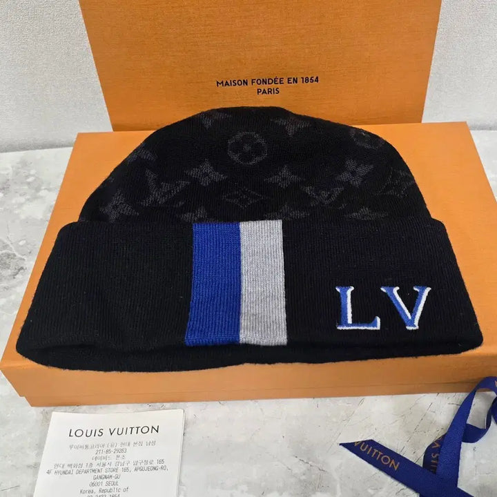 [BUNJANG] Louis Vuitton LV Varsity Beanie Hat / 루이비통 LV 바시티 비니 모자 판매