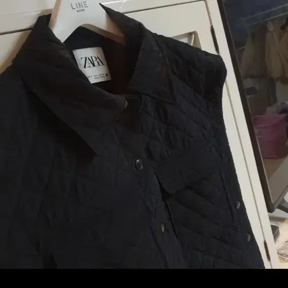 [BUNJANG] ZARA Padded Vest (55-66) / 자라 패딩조끼/55-66