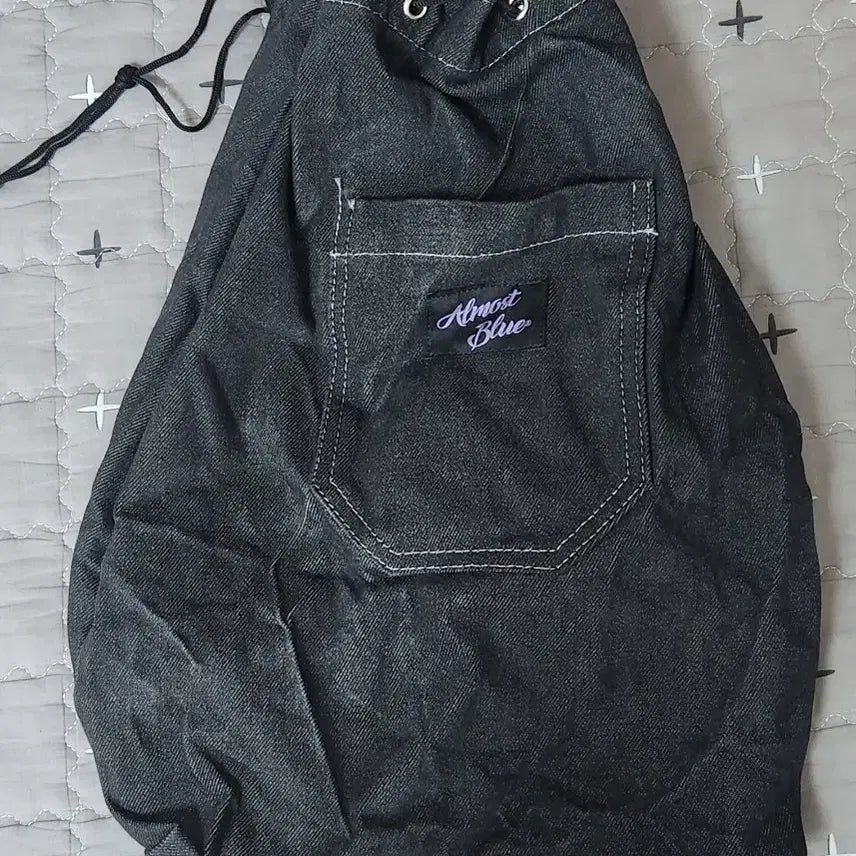 [BUNJANG] Almost Blue Black Denim String Hip Sack Crossbody Bag / Almost Blue 블랙 데님 스트링 힙색 가방 얼모스트블루 크로스백