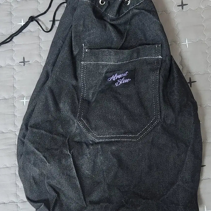 [BUNJANG] Almost Blue Black Denim String Hip Sack Crossbody Bag / Almost Blue 블랙 데님 스트링 힙색 가방 얼모스트블루 크로스백