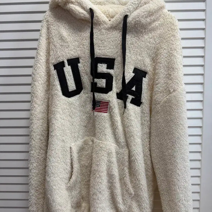 [SOLD OUT] USA 아이보리 털 후드티