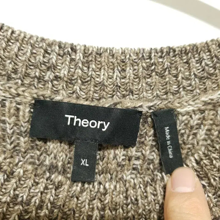 [BUNJANG] Theory Llama Merino Wool Knit XL / 띠어리 라마 메리노 울 니트 XL_i4574