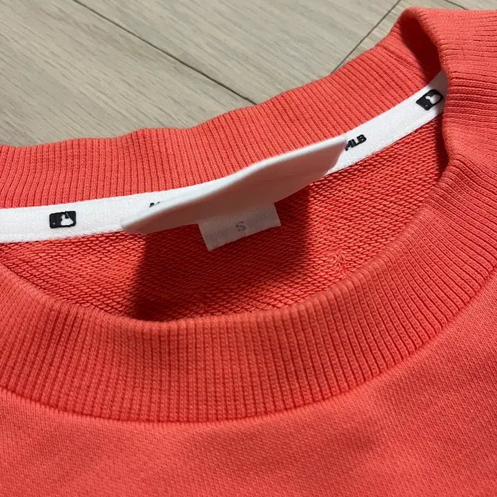 [BUNJANG] MLB Unisex Peach Thin Sweatshirt / mlb 남녀공용 맨투맨