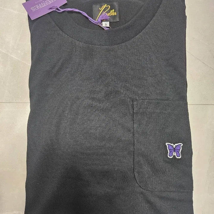 [SOLD OUT] Needles 니들스 포켓 반팔티 블랙 S 사이즈
