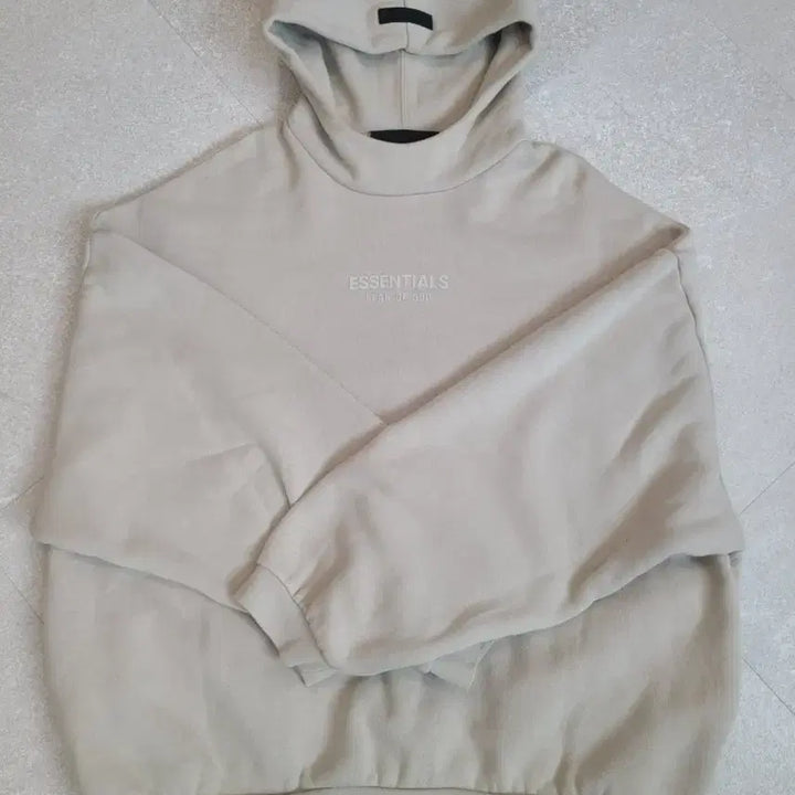 [BUNJANG] Fear of God Essentials Hoodie - Silver Cloud / 피어오브갓 에센셜 후드티 (상태최상)