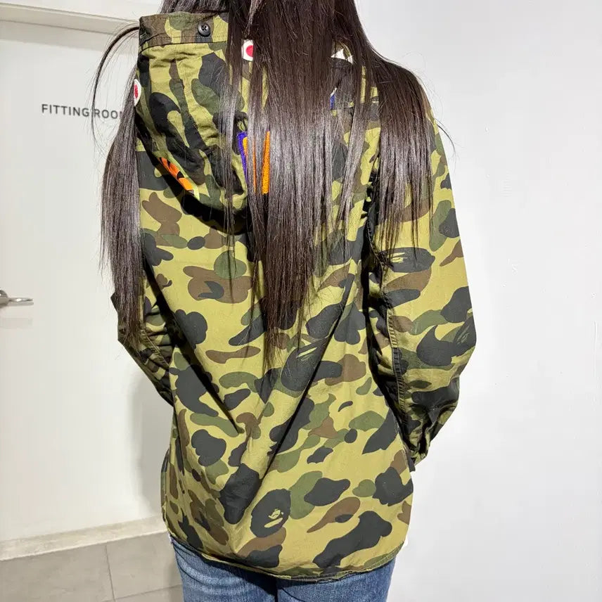 [SOLD OUT] 베이프 카모 샤크 후드 셔츠 자켓