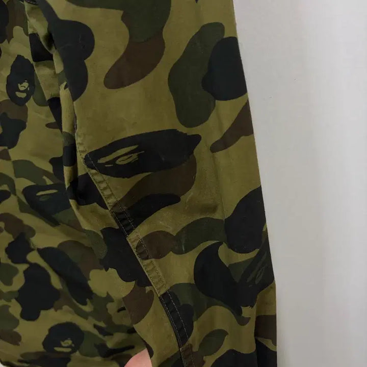 [SOLD OUT] 베이프 카모 샤크 후드 셔츠 자켓
