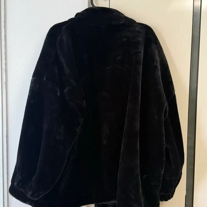 [BUNJANG] Black Winter Fur Jacket / 검정 겨울 털 점퍼 루즈핏 빅사이즈