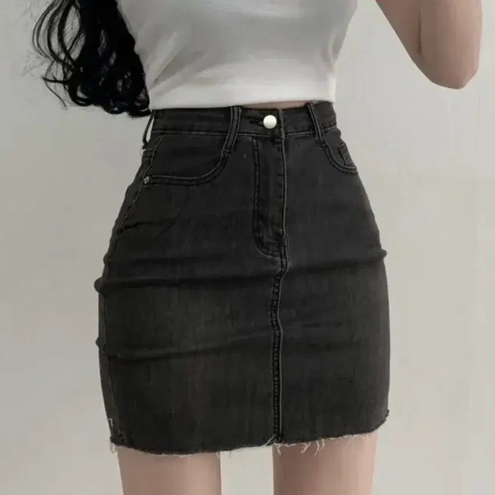 [BUNJANG] Avely Black Denim Mini Skirt / 흑청 데님 미니 스커트 에이블리 교신