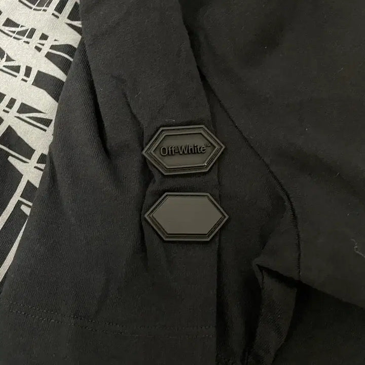 [BUNJANG] Off-White Logo Black T-shirt / 오프화이트 로고 반팔 블랙 S (오버핏L) 새상품