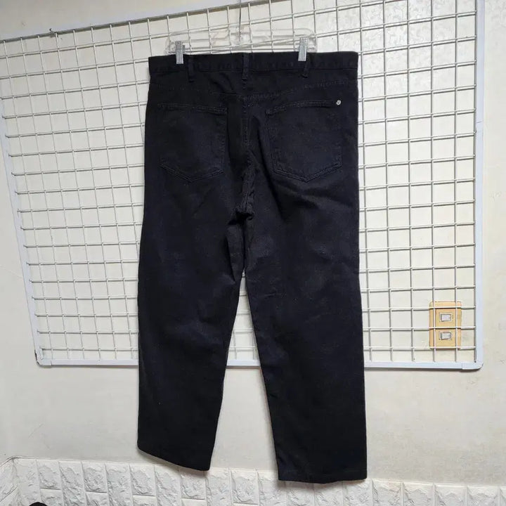 [BUNJANG] Calvin Klein Black Jeans (Men&