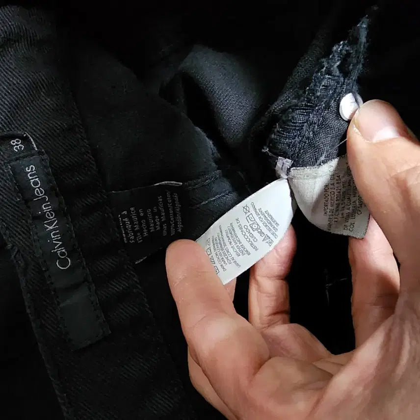 [BUNJANG] Calvin Klein Black Jeans (Men&