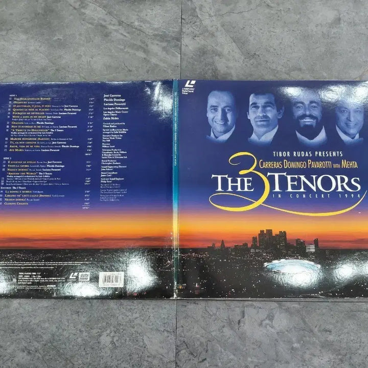 [BUNJANG] The 3 Tenors Laser Disc / LD)레이저디스크 더 3테너