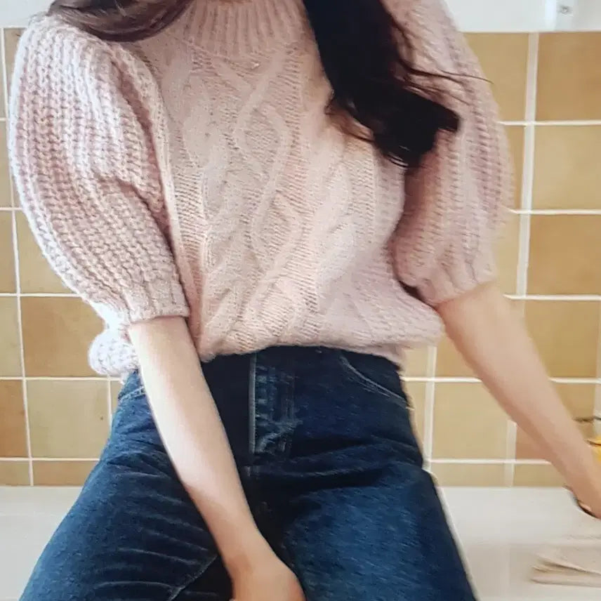 [BUNJANG] White/Pink Cable Knit Puff Sleeve Top / (해외배송)화이트/핑크 꽈배기 반팔 니트 퍼프소매