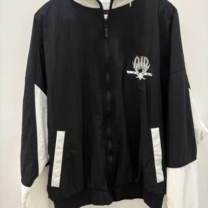 [BUNJANG] Nike Air Jordan Old School Windbreaker Jacket / 나이키 에어 조던 올드스쿨 바람막이