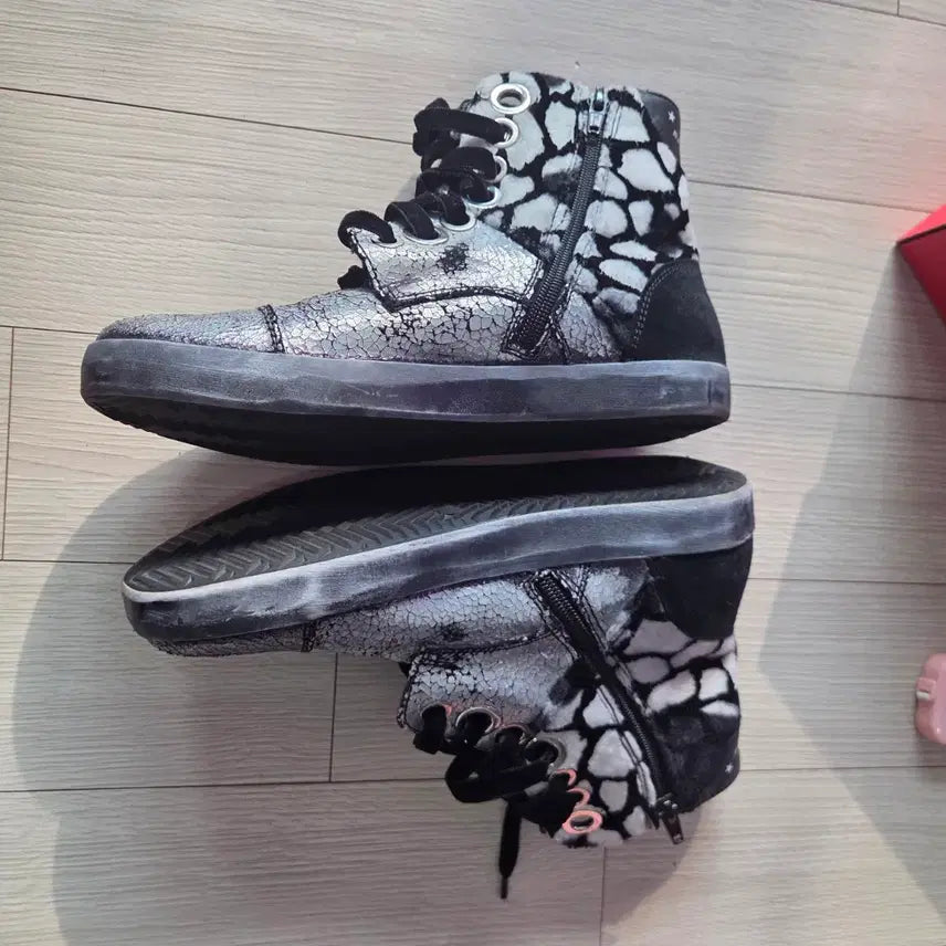 [BUNJANG] PRIMABASE Silver Crack High-Top Sneakers / 이태리 PRIMABASE 실버 크랙 하이탑 골든구스 스타일 235