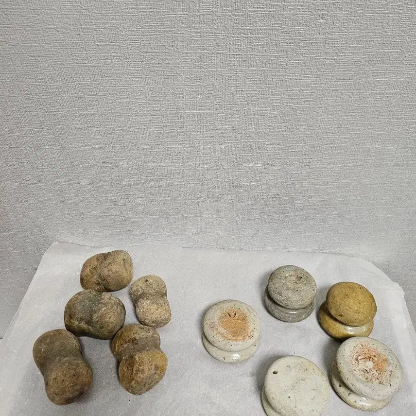 [BUNJANG] Antique White Porcelain Celadon Porcelain Weaving Shuttle / 옛날 백자 청자 돌고드레  토기고드레  물레 고드레
