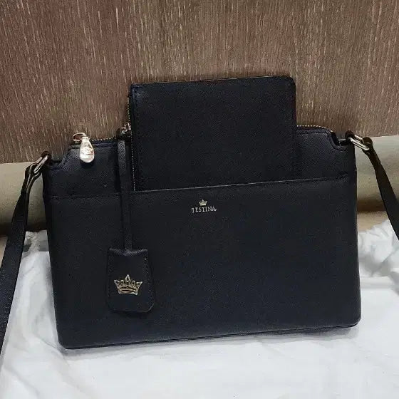 [BUNJANG] J.ESTINA Crossbody Bag with Mini Bag / 제이에스티나 사피아노 크로스백 미니백포함