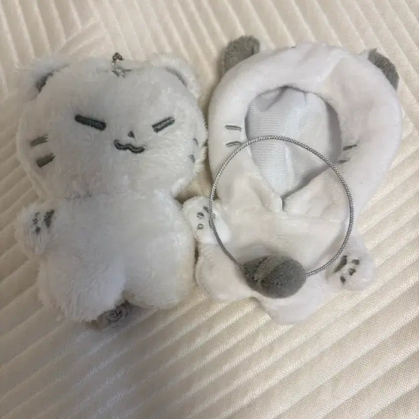 [BUNJANG] Hozzi Doll / 호찌 인형 1.0