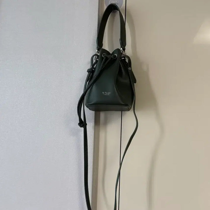 [BUNJANG] St. Scott Lilian Mini Bucket Bag / 세인트스코트 릴리안 미니 버킷백
