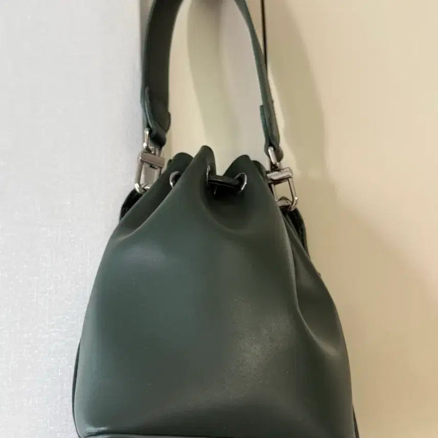 [BUNJANG] St. Scott Lilian Mini Bucket Bag / 세인트스코트 릴리안 미니 버킷백
