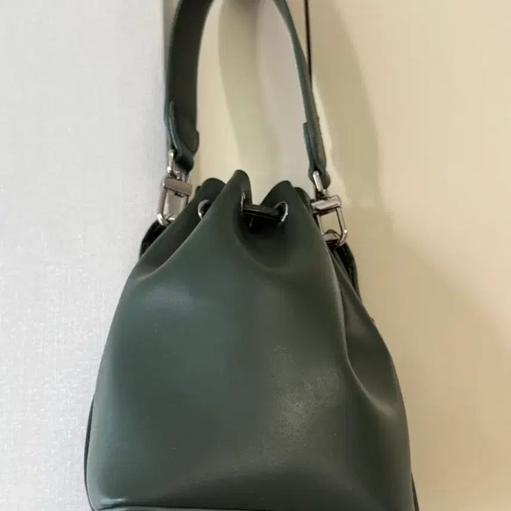 [BUNJANG] St. Scott Lilian Mini Bucket Bag / 세인트스코트 릴리안 미니 버킷백