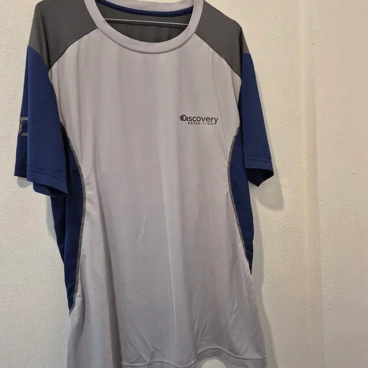 [BUNJANG] Discovery Expedition Functional Short Sleeve T-shirt / 디스커버리 익스페디션 기능성 반팔티
