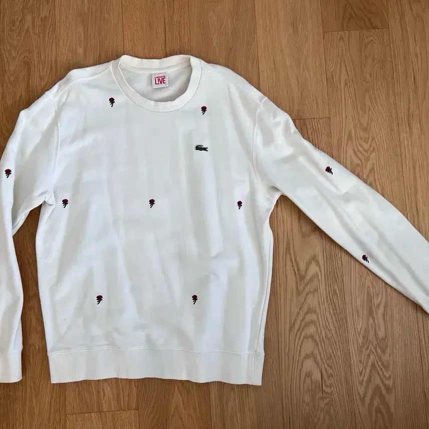 [BUNJANG] Lacoste LIVE Rose Embroidery Sweatshirt / Lacoste LIVE 흰색 장미 자수 맨투맨