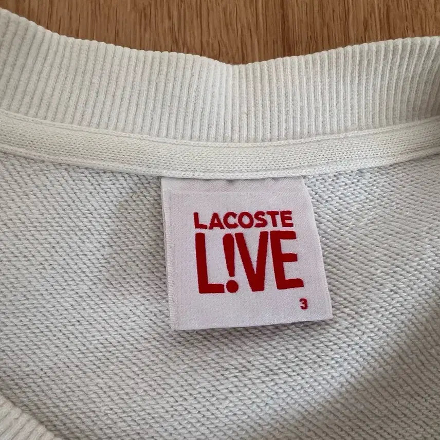 [BUNJANG] Lacoste LIVE Rose Embroidery Sweatshirt / Lacoste LIVE 흰색 장미 자수 맨투맨