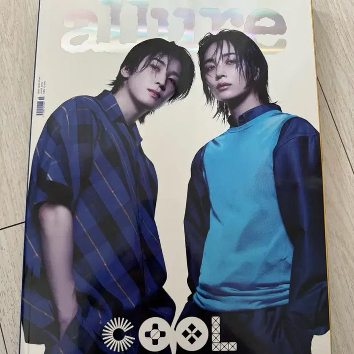 [BUNJANG] Seventeen Jeonghan &amp; Wonwoo Allure Magazine / 정한x원우 얼루어 화보 잡지