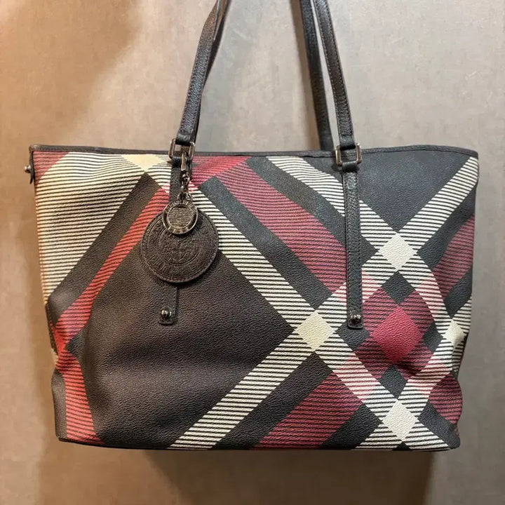 [SOLD OUT] 닥스 체크무늬 토트백 가방 빅백