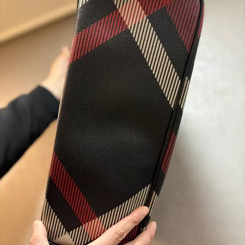 [SOLD OUT] 닥스 체크무늬 토트백 가방 빅백