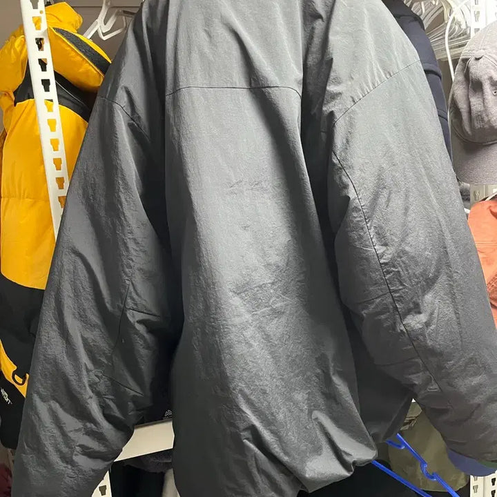 [SOLD OUT] 에센셜바이이큐엘 패딩 XL