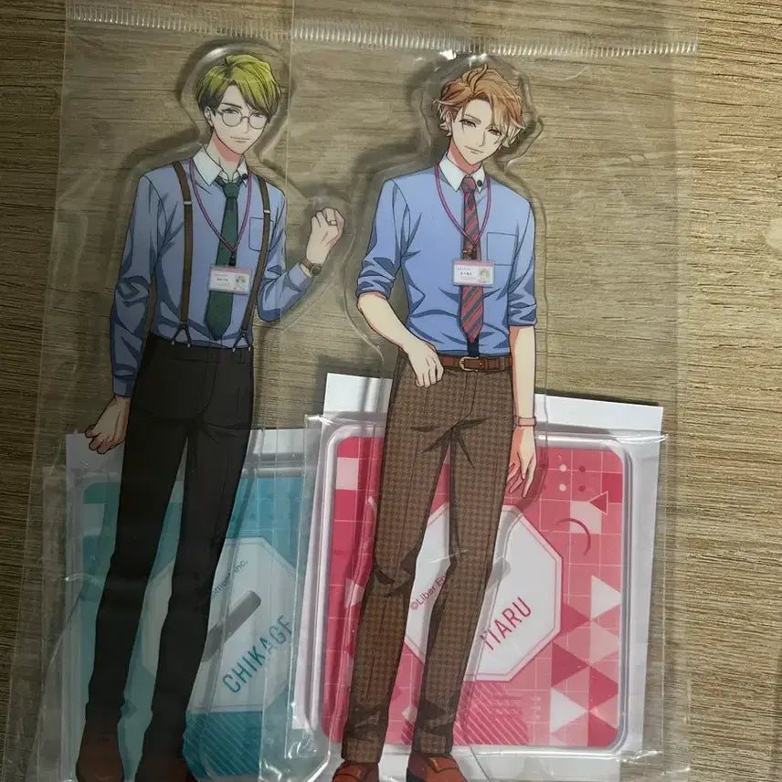 [BUNJANG] A3! Chikage Itaru Acrylic Stand Set / A3! 치카게 이타루 아크릴 스탠드